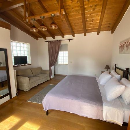 Pegasus House Hotel Corinth Bagian luar foto